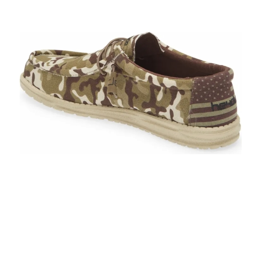 HEY DUDE MEN'S  WALLY CAMO FLAG